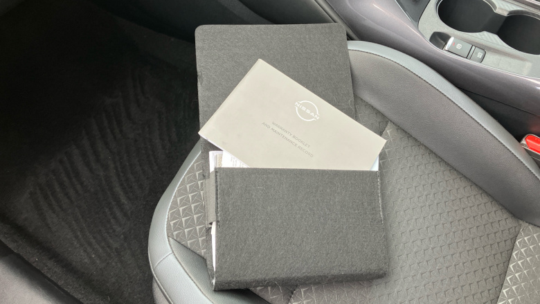 Nissan Juke 1.0 DiG-T 114 N-Connecta 5dr Petrol Hatchback